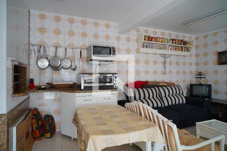 Casa à venda com 200m², 4 quartos e 6 vagasEspaço Gourmet