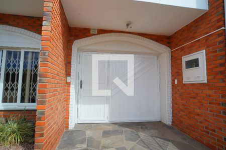 Casa à venda com 200m², 4 quartos e 6 vagasEntrada Garagem