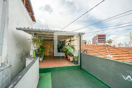 Casa à venda com 190m², 2 quartos e 1 vaga Casa à venda com 190m², 2 quartos e 1 vagaTerraço
