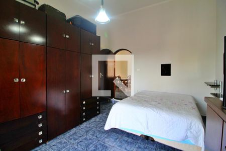 Casa à venda com 315m², 5 quartos e 4 vagasSuíte 2