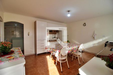 Casa à venda com 315m², 5 quartos e 4 vagasCozinha