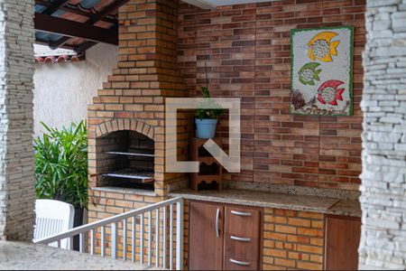 Casa à venda com 365m², 3 quartos e 2 vagas Casa à venda com 365m², 3 quartos e 2 vagasChurrasqueira