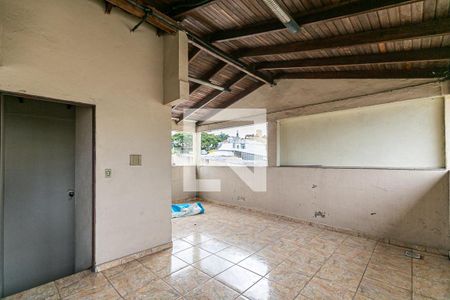 Casa à venda com 308m², 7 quartos e 1 vaga Casa à venda com 308m², 7 quartos e 1 vagaTerraço