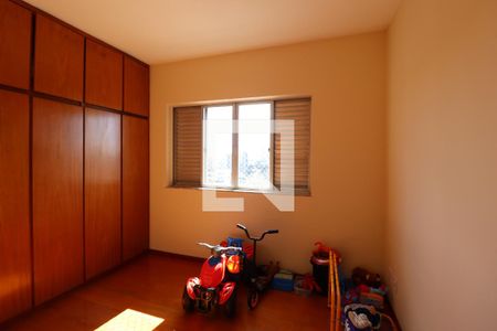 Apartamento à venda com 207m², 4 quartos e 2 vagas Apartamento à venda com 207m², 4 quartos e 2 vagasQuarto 2