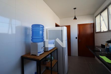 Apartamento à venda com 207m², 4 quartos e 2 vagas Apartamento à venda com 207m², 4 quartos e 2 vagasCozinha