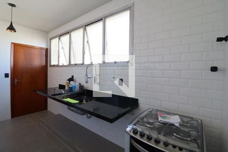 Apartamento à venda com 207m², 4 quartos e 2 vagas Apartamento à venda com 207m², 4 quartos e 2 vagasCozinha