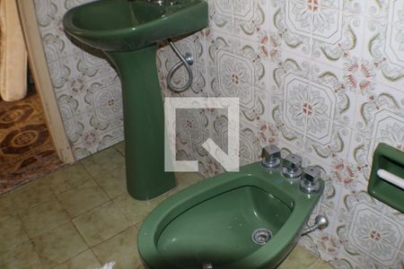 Casa à venda com 167m², 3 quartos e 5 vagasBanheiro 1