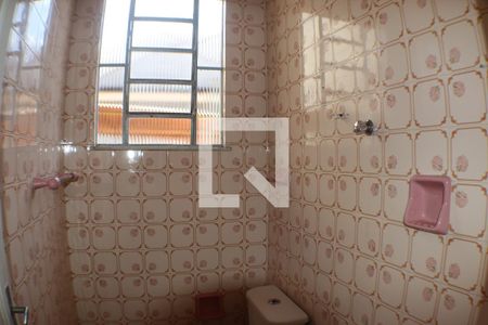 Casa à venda com 167m², 3 quartos e 5 vagasBanheiro 3