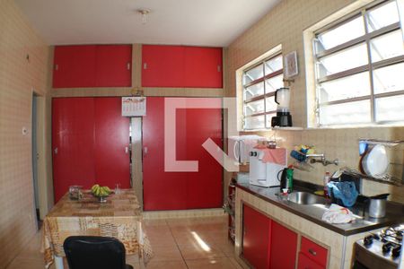 Casa à venda com 167m², 3 quartos e 5 vagasCozinha