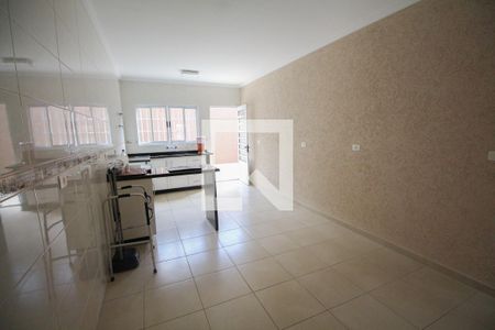 Casa à venda com 241m², 3 quartos e 5 vagas Casa à venda com 241m², 3 quartos e 5 vagasCozinha