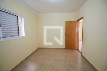 Casa à venda com 241m², 3 quartos e 5 vagas Casa à venda com 241m², 3 quartos e 5 vagasQuarto 3