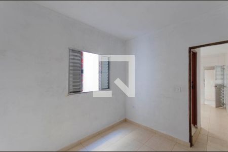 Quarto de casa para alugar com 1 quarto, 30m² em Jardim Ponte Rasa, São Paulo