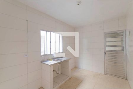 Cozinha de casa para alugar com 1 quarto, 30m² em Jardim Ponte Rasa, São Paulo