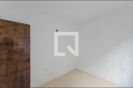 Quarto de casa para alugar com 1 quarto, 30m² em Jardim Ponte Rasa, São Paulo