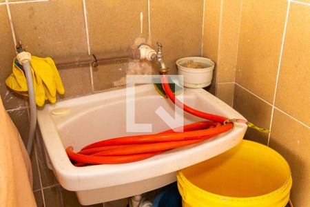 Casa à venda com 69m², 2 quartos e 3 vagas Casa à venda com 69m², 2 quartos e 3 vagasÁrea de Serviço