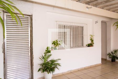 Casa à venda com 69m², 2 quartos e 3 vagas Casa à venda com 69m², 2 quartos e 3 vagasGaragem