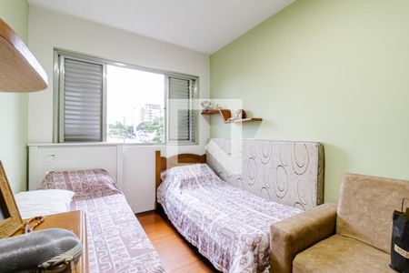 Casa à venda com 315m², 3 quartos e 2 vagasQuarto