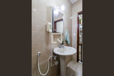 Casa à venda com 315m², 3 quartos e 2 vagasLavabo