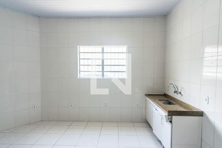 Sala e Cozinha de casa para alugar com 2 quartos, 65m² em Vila Santa Isabel, São Paulo