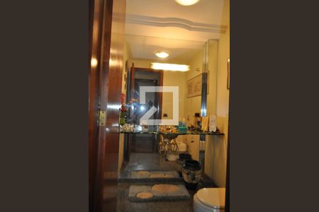 Casa à venda com 420m², 5 quartos e 5 vagasLavabo