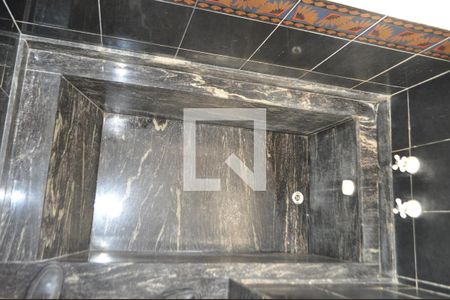 Casa à venda com 420m², 5 quartos e 5 vagasBanheiro Social