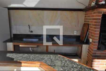 Casa à venda com 420m², 5 quartos e 5 vagasChurrasqueira