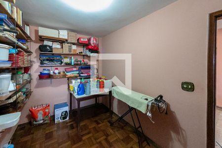 Casa à venda com 310m², 6 quartos e 4 vagasQuarto 6