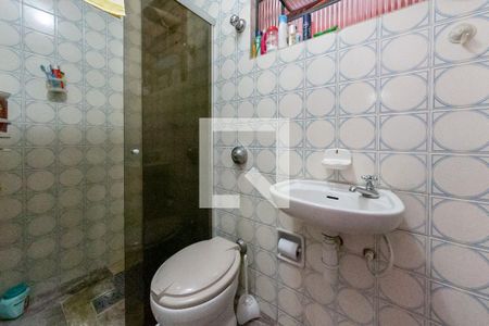 Casa à venda com 310m², 6 quartos e 4 vagasBanheiro Social 2