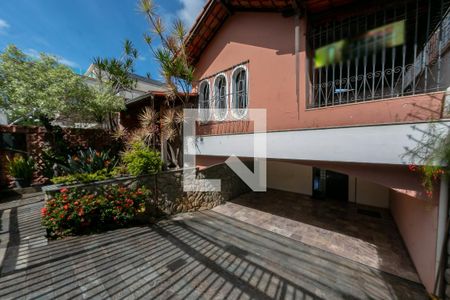 Casa à venda com 310m², 6 quartos e 4 vagasGaragem