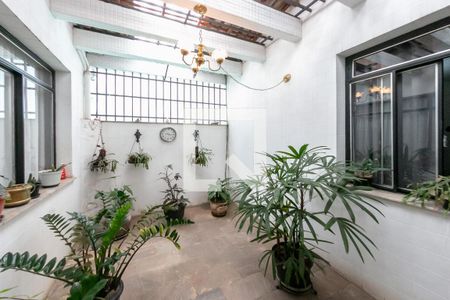 Casa à venda com 310m², 6 quartos e 4 vagasVaranda da Sala