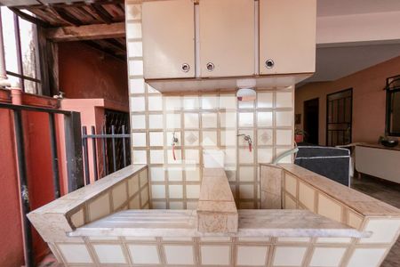 Casa à venda com 310m², 6 quartos e 4 vagasÁrea de Serviço