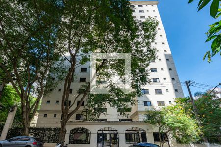 Apartamento para alugar com 159m², 3 quartos e 3 vagas Apartamento para alugar com 159m², 3 quartos e 3 vagasFachada