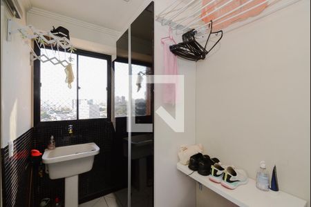 Apartamento à venda com 105m², 3 quartos e 2 vagas Apartamento à venda com 105m², 3 quartos e 2 vagasÁrea de Serviço