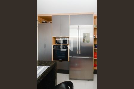 Apartamento à venda com 105m², 3 quartos e 2 vagas Apartamento à venda com 105m², 3 quartos e 2 vagasCozinha