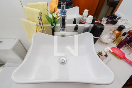 Apartamento à venda com 105m², 3 quartos e 2 vagas Apartamento à venda com 105m², 3 quartos e 2 vagasBanheiro da Suíte