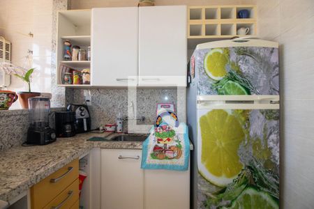 Apartamento à venda com 76m², 2 quartos e 2 vagasCozinha