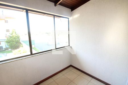 Casa à venda com 276m², 4 quartos e 3 vagas Casa à venda com 276m², 4 quartos e 3 vagasSacada