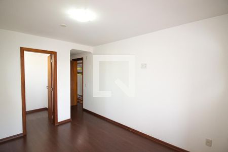Casa à venda com 276m², 4 quartos e 3 vagas Casa à venda com 276m², 4 quartos e 3 vagasQuarto 2