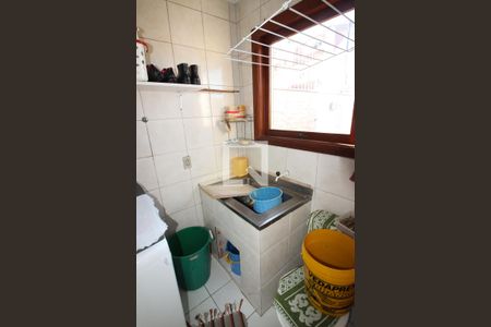 Casa à venda com 276m², 4 quartos e 3 vagas Casa à venda com 276m², 4 quartos e 3 vagasÁrea de Serviço