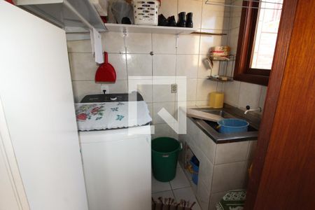 Casa à venda com 276m², 4 quartos e 3 vagas Casa à venda com 276m², 4 quartos e 3 vagasÁrea de Serviço