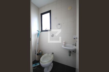 Apartamento à venda com 478m², 3 quartos e 4 vagasBanheiro de Serviço