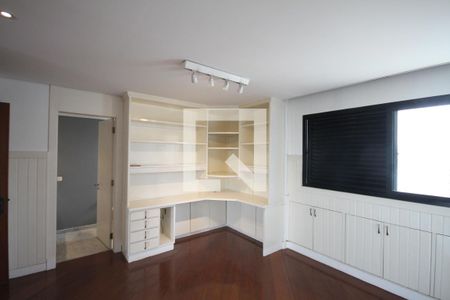 Apartamento à venda com 478m², 3 quartos e 4 vagasSuíte 1