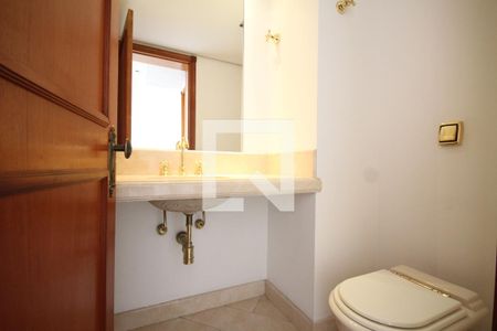 Apartamento à venda com 478m², 3 quartos e 4 vagasBanheiro