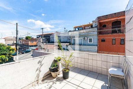 Casa à venda com 230m², 4 quartos e 8 vagas Casa à venda com 230m², 4 quartos e 8 vagasÁrea comum