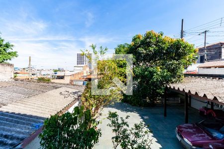 Casa à venda com 230m², 4 quartos e 8 vagas Casa à venda com 230m², 4 quartos e 8 vagasVista do Quarto 1