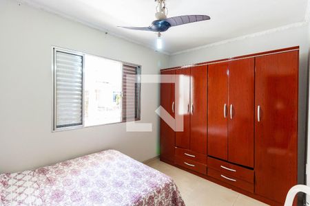 Casa à venda com 230m², 4 quartos e 8 vagas Casa à venda com 230m², 4 quartos e 8 vagasQuarto 3