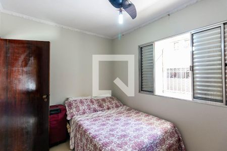 Casa à venda com 230m², 4 quartos e 8 vagas Casa à venda com 230m², 4 quartos e 8 vagasQuarto 3