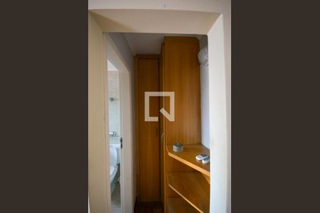 Quarto 1 de casa à venda com 3 quartos, 250m² em Vila Monumento, São Paulo