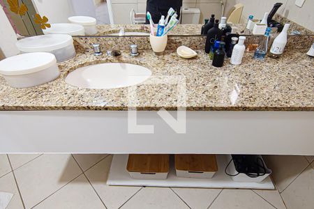 Casa para alugar com 300m², 6 quartos e 1 vaga Casa para alugar com 300m², 6 quartos e 1 vagaBanheiro da Suíte 4