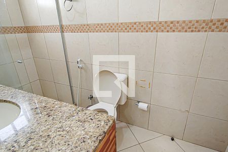 Casa para alugar com 300m², 6 quartos e 1 vaga Casa para alugar com 300m², 6 quartos e 1 vagaBanheiro da Suíte 2